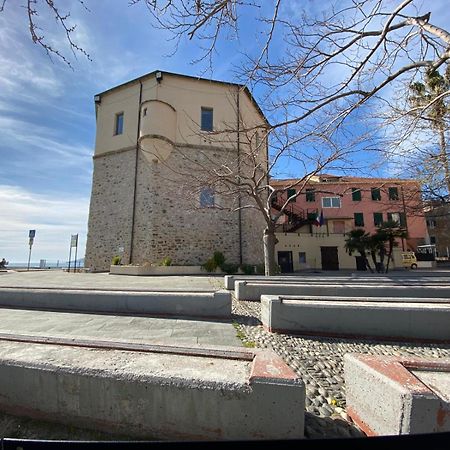 Casa Margherita Santo Stefano al Mare Exterior photo